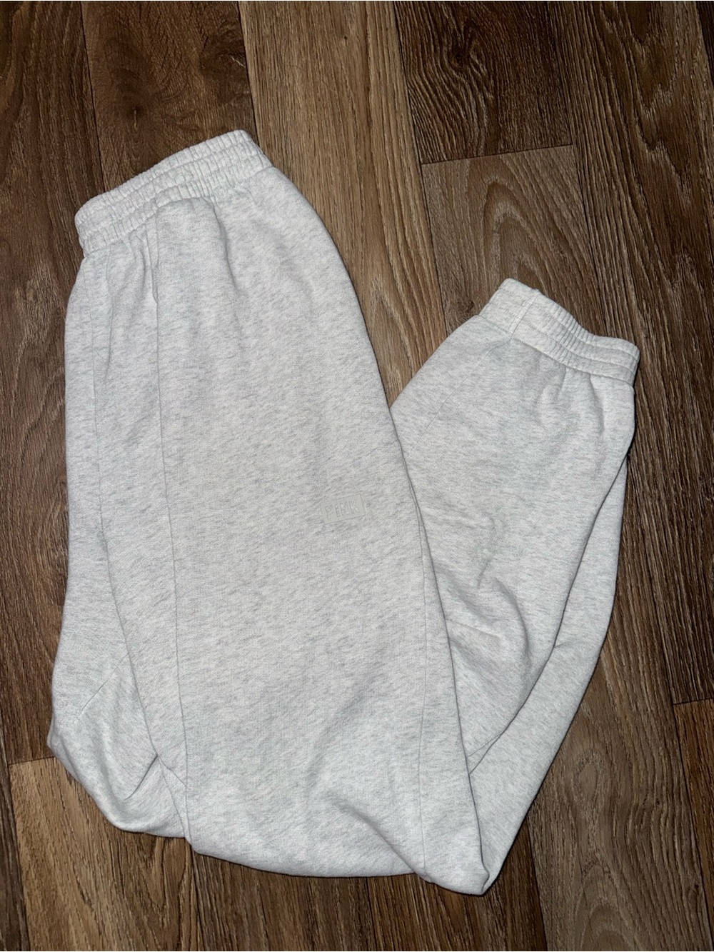 Medium, Women’s PINK/ Victorias Secret joggers — Heathered gray